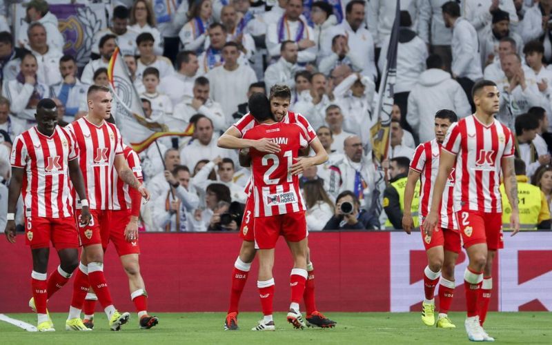 Phong độ thi đấu của Almeria trước khi gặp Barca